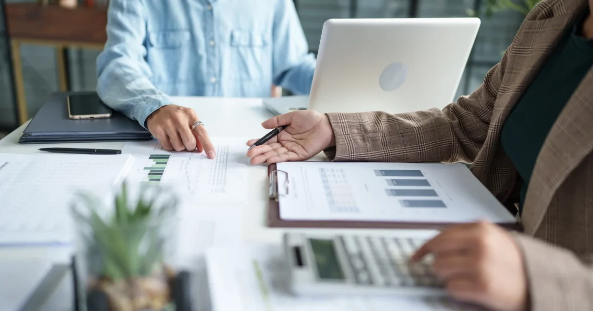 Are Search Reputation Services Worth It for Business in 2026