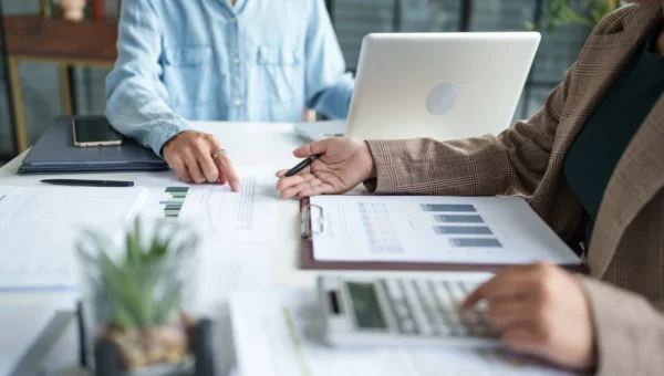 Are Search Reputation Services Worth It for Business in 2026
