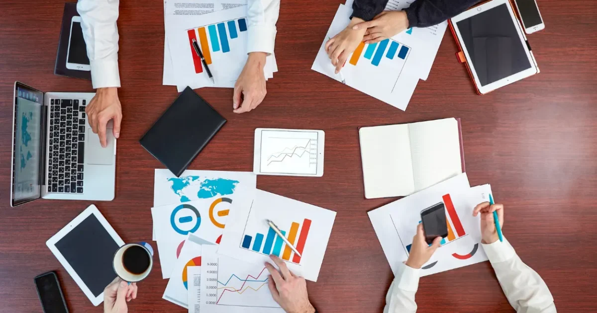 Free vs Paid Reputation Monitoring Tools Which Works Best in 2026