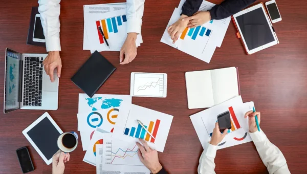 Free vs Paid Reputation Monitoring Tools Which Works Best in 2026