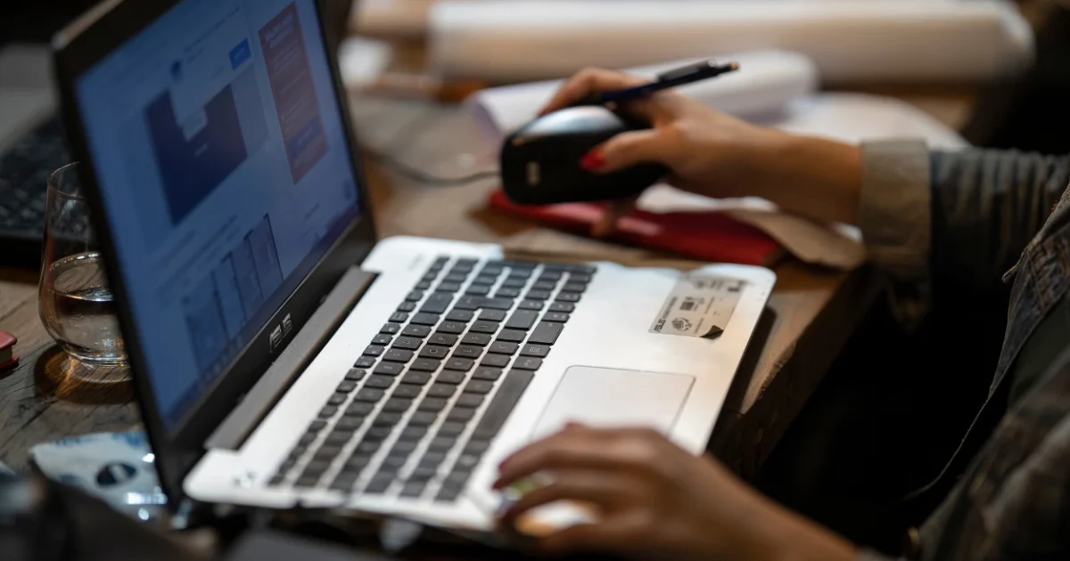 How long to repair a business's online reputation in 2026