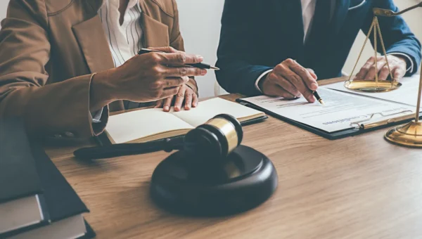 What Reputation Challenges Do Law Firms Face in 2026