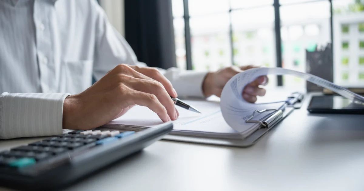 What review response mistakes damage reputation in 2026