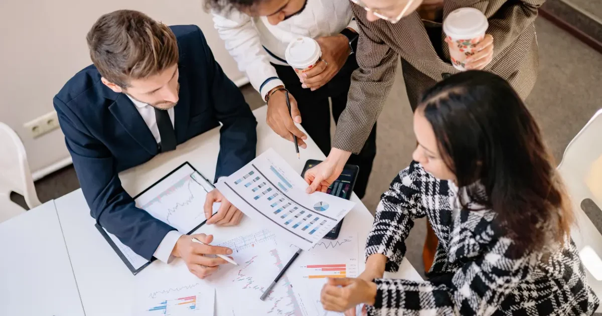 When Does Your Business Need a Reputation Consultant in 2026