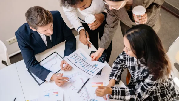 When Does Your Business Need a Reputation Consultant in 2026